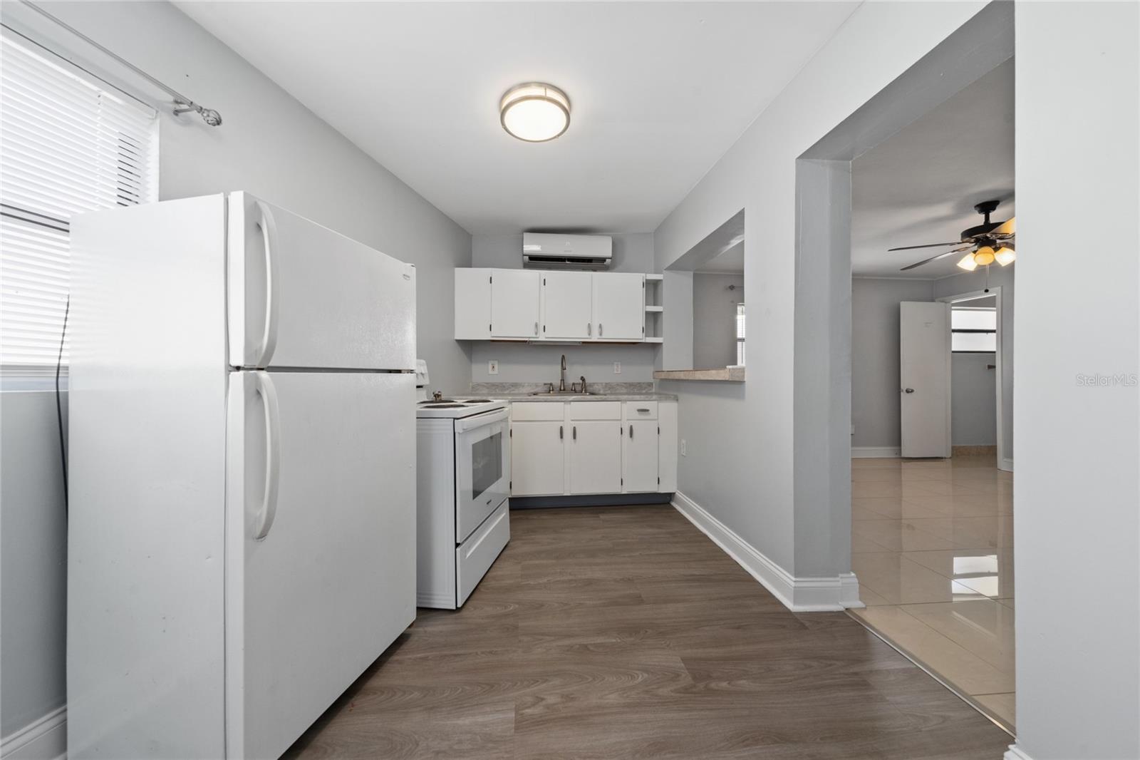 Image 30 of 51 For 1105 Arrowsmith Avenue