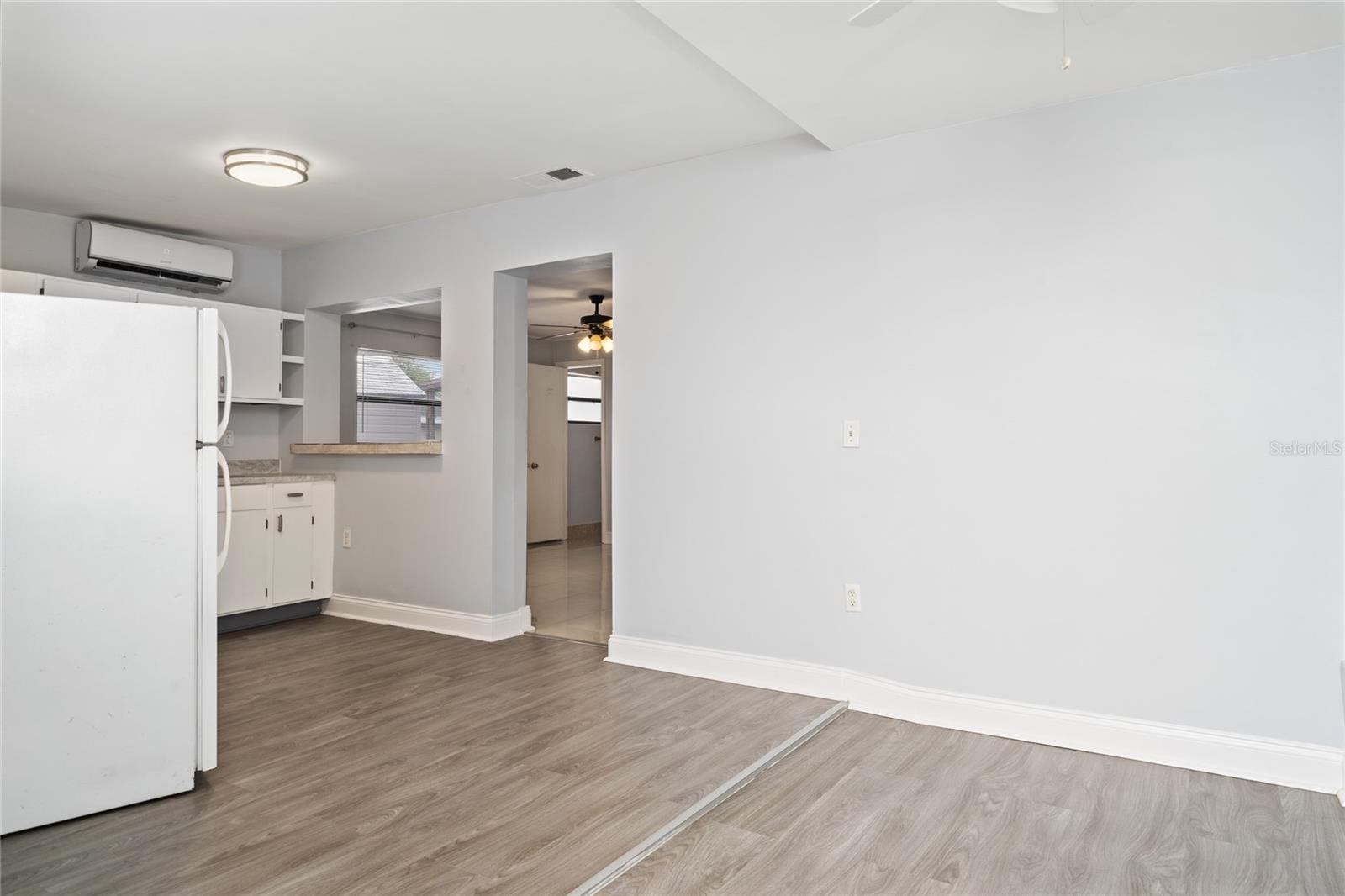 Image 31 of 51 For 1105 Arrowsmith Avenue