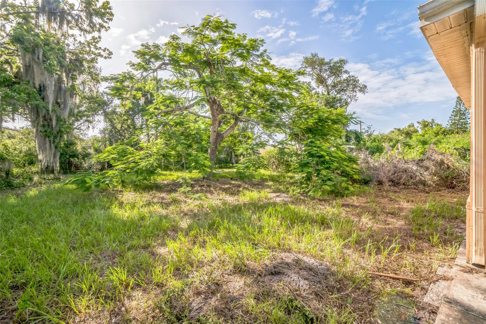 Image 35 of 40 For 5527 Sandalwood Drive