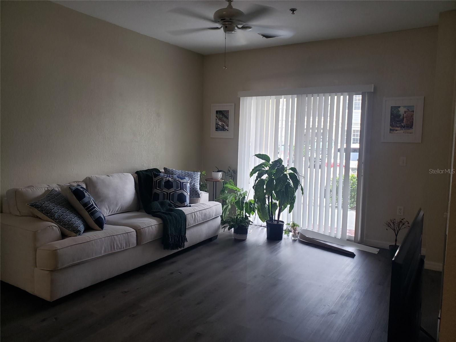 Image 6 of 7 For 8102 Lillies Way 106
