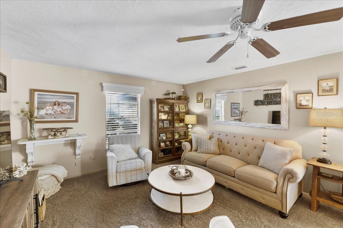 Image 21 of 62 For 2356 Date Palm Drive