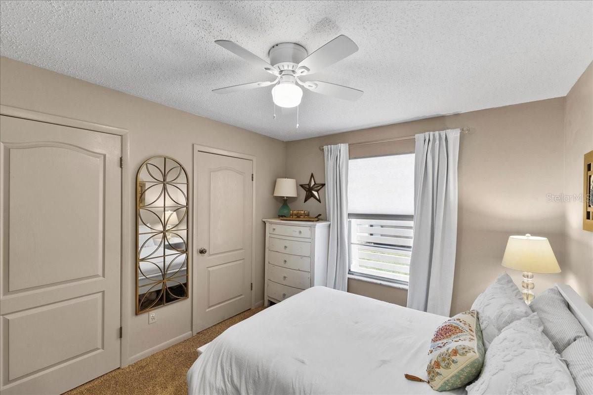 Image 32 of 62 For 2356 Date Palm Drive