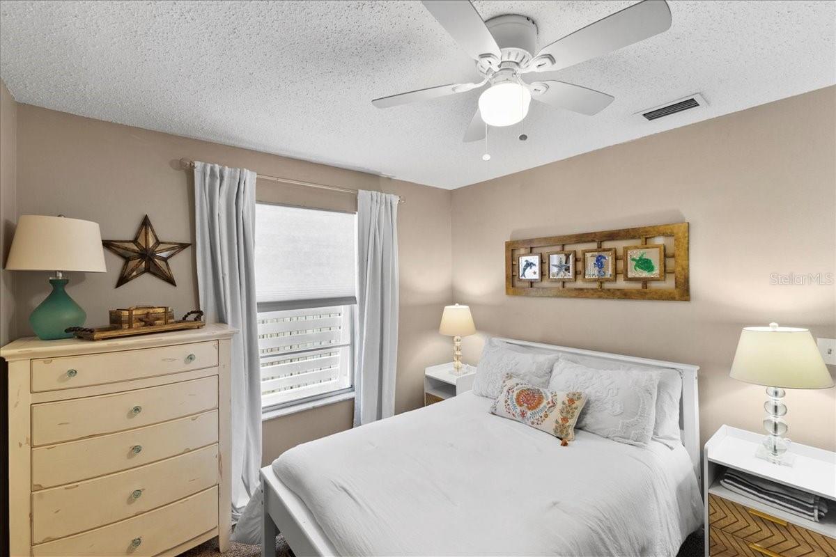 Image 33 of 62 For 2356 Date Palm Drive