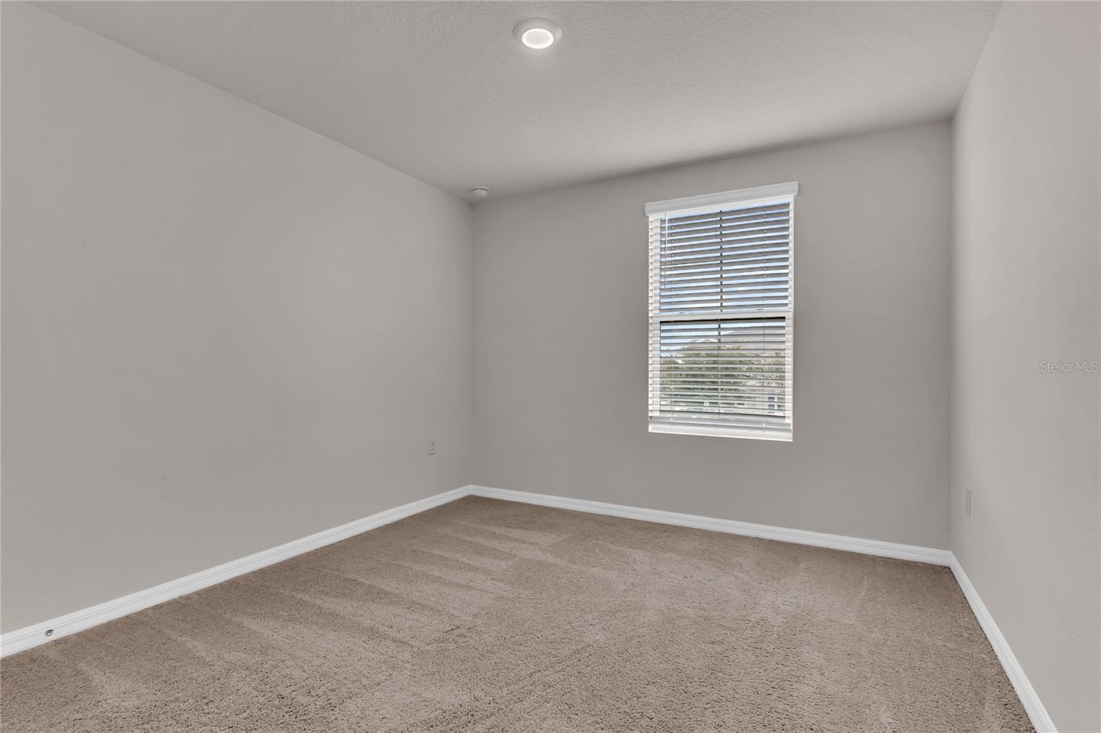 Image 14 of 22 For 1866 Red Canyon Drive