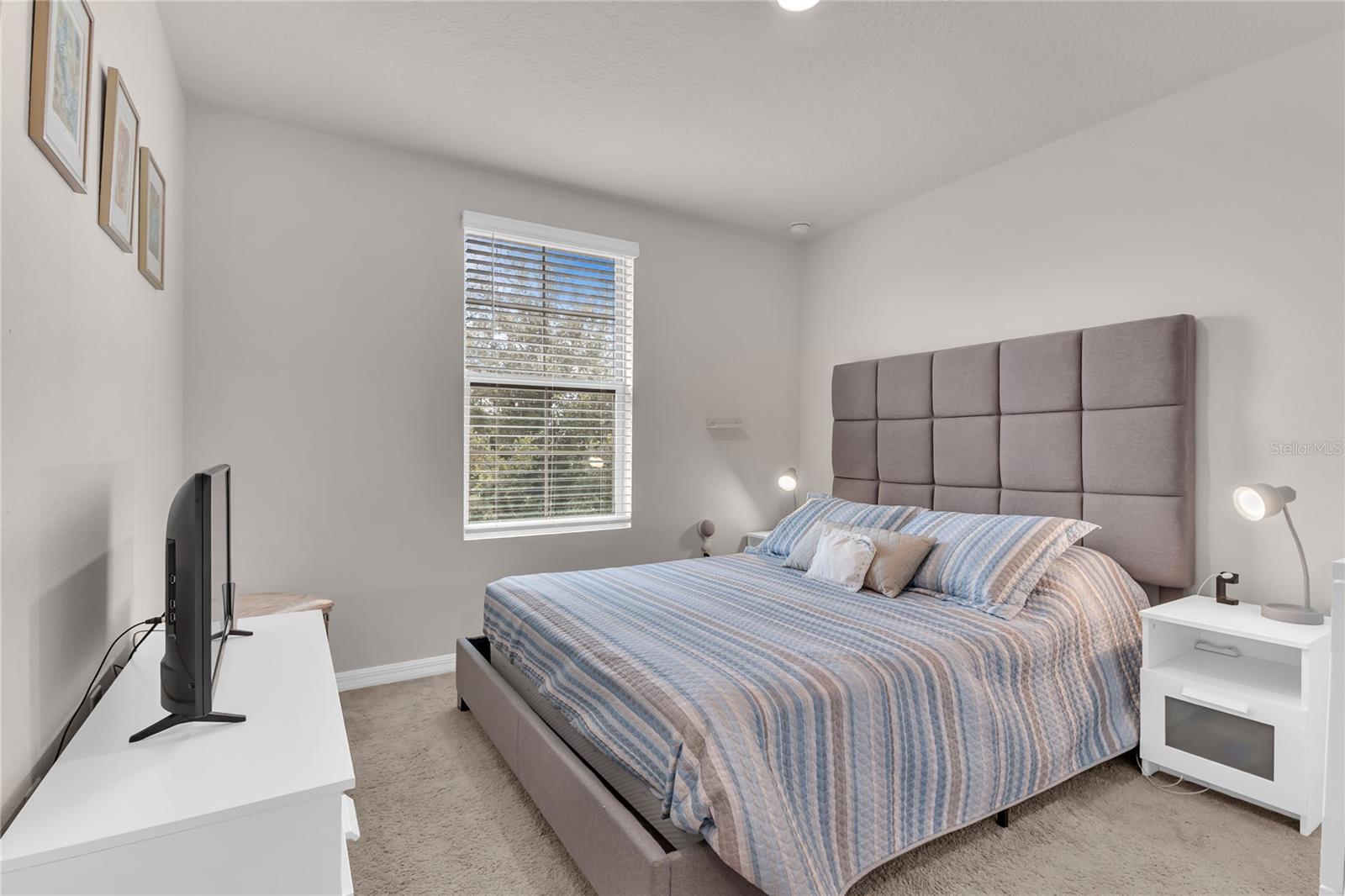 Image 15 of 22 For 1866 Red Canyon Drive