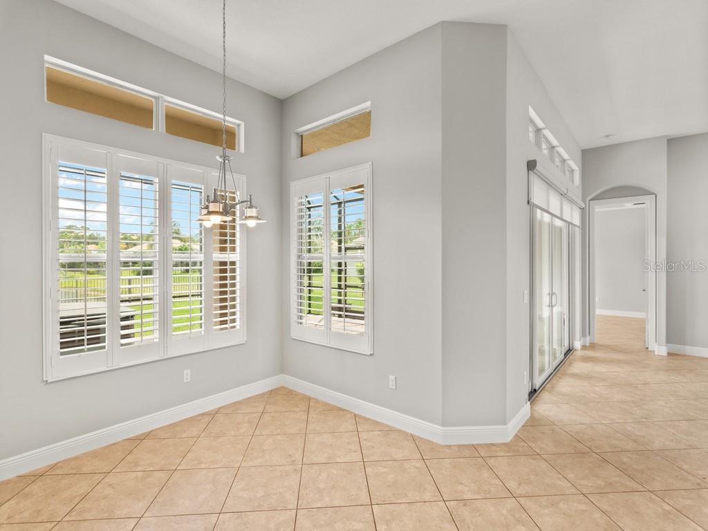 Image 13 of 39 For 8255 Heather Court