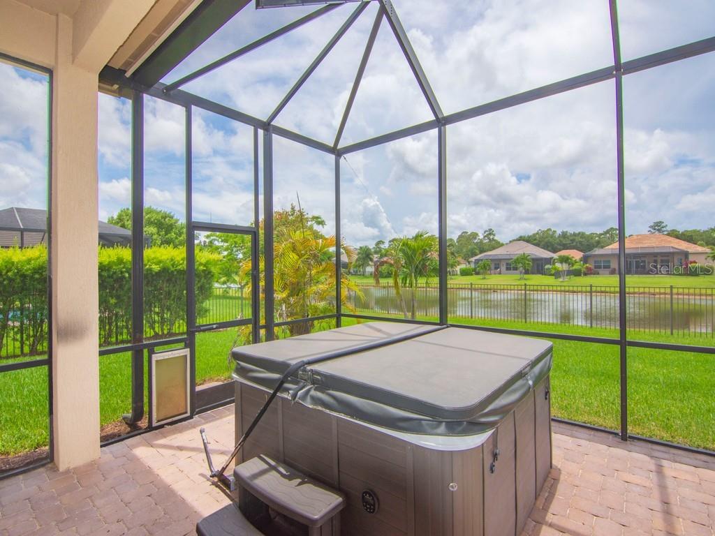 Image 27 of 39 For 8255 Heather Court