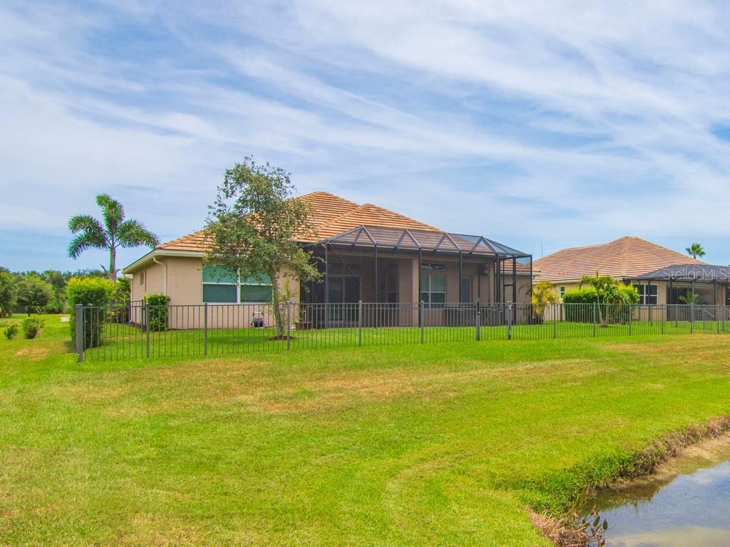 Image 37 of 39 For 8255 Heather Court