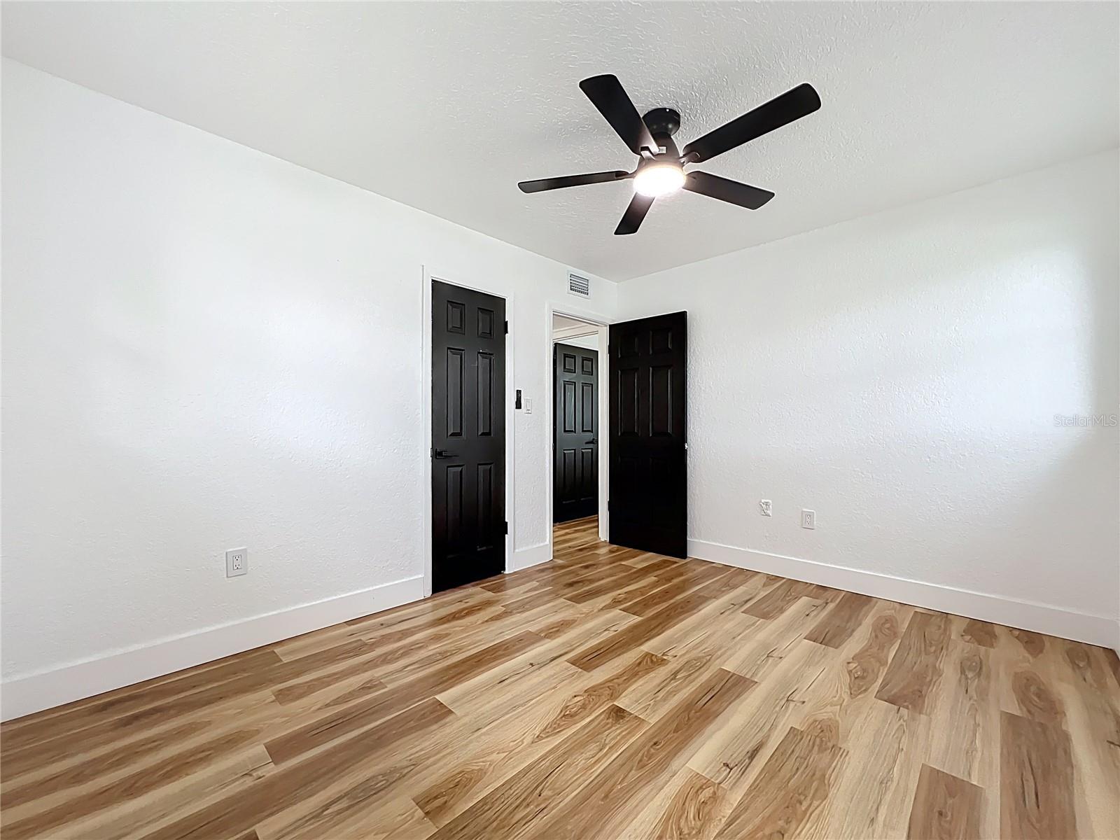 Image 46 of 68 For 609 Brockway Avenue