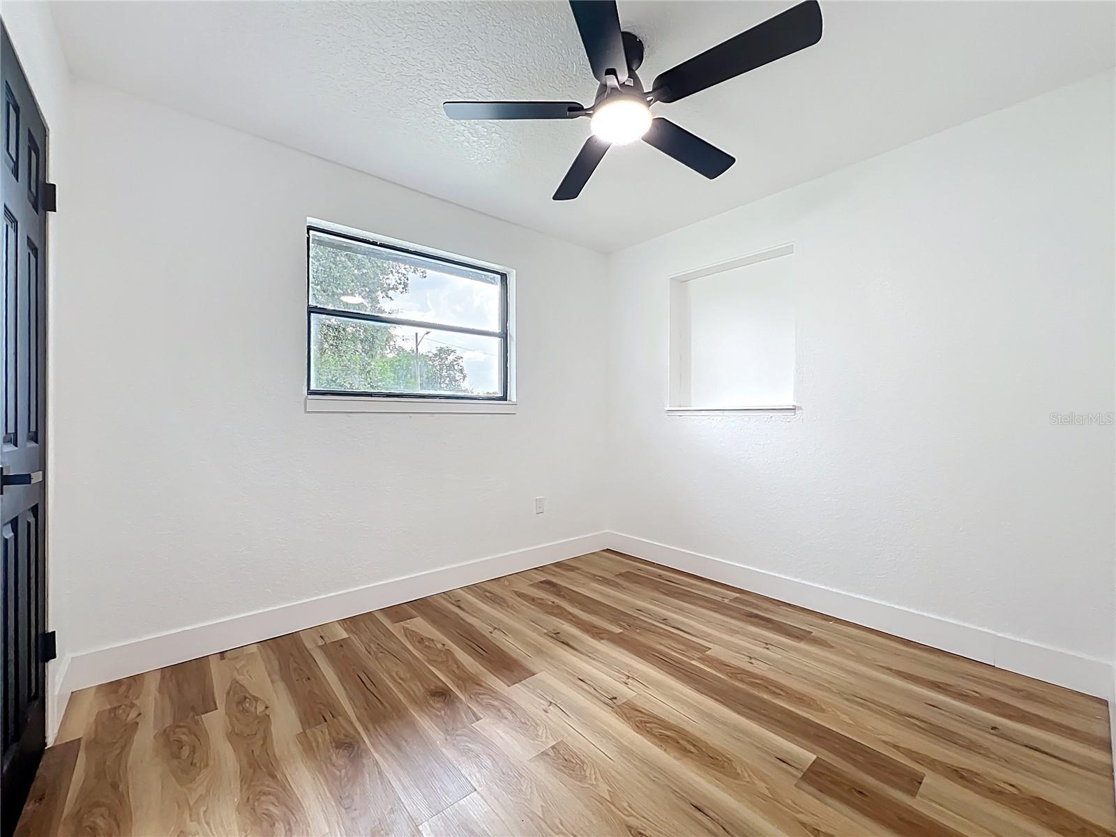 Image 48 of 68 For 609 Brockway Avenue