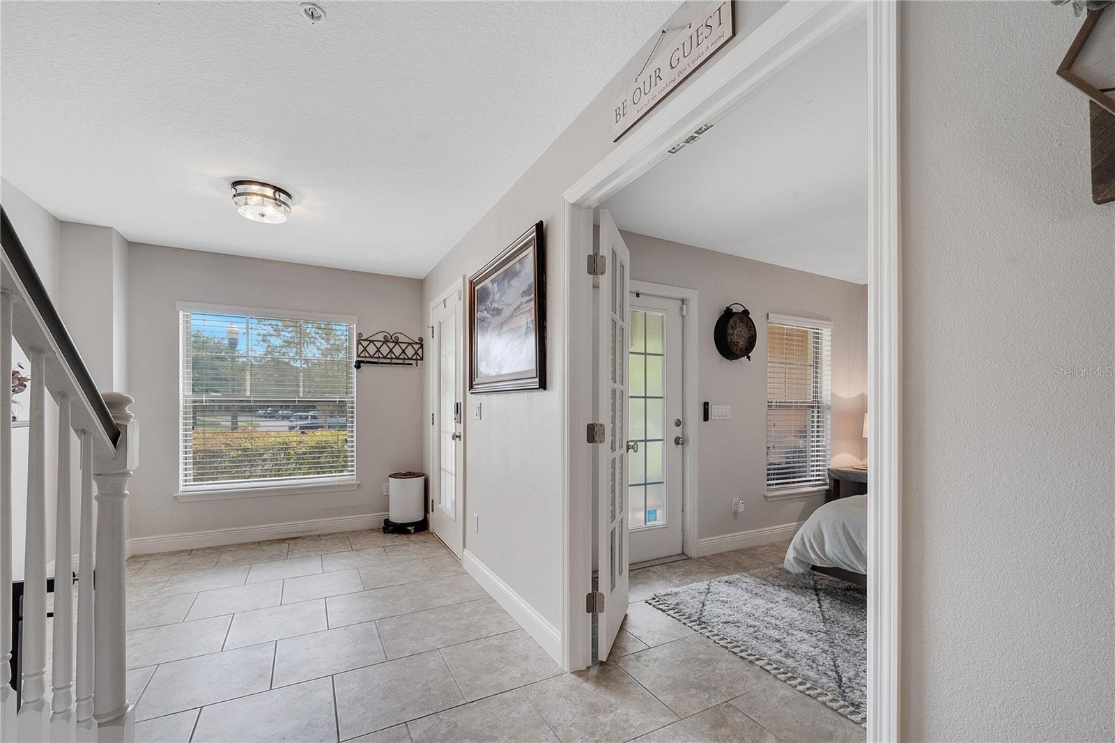 Image 10 of 83 For 9997 Town Lake Drive