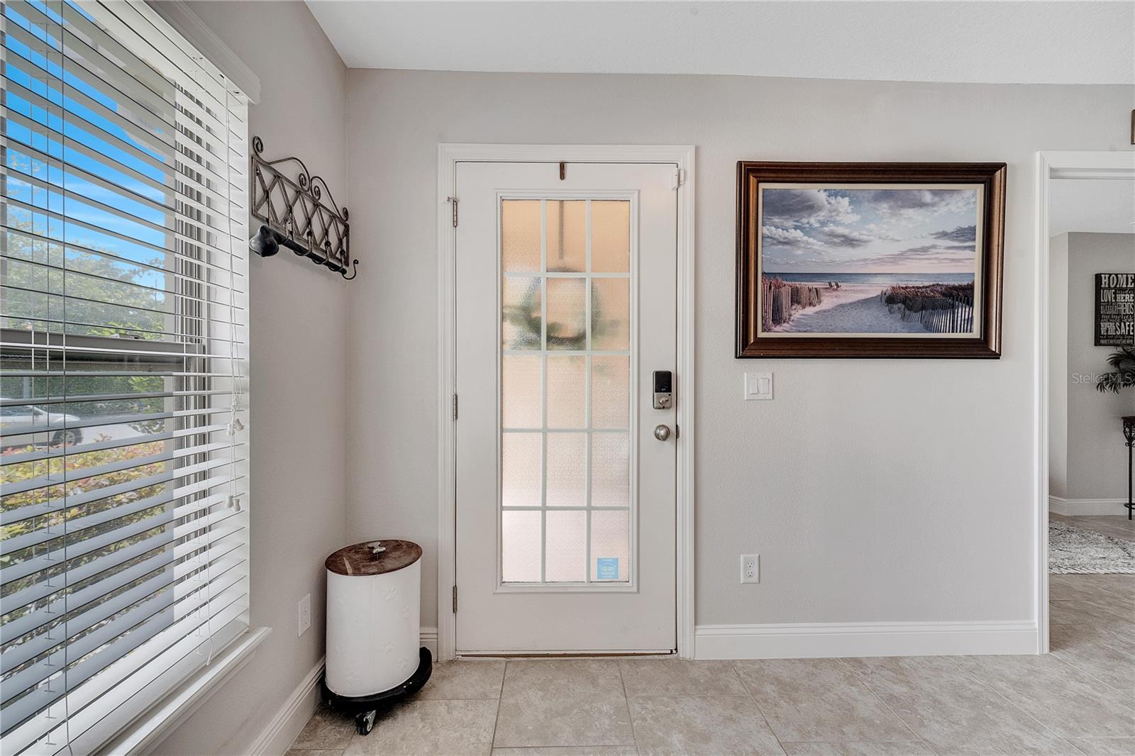 Image 8 of 83 For 9997 Town Lake Drive
