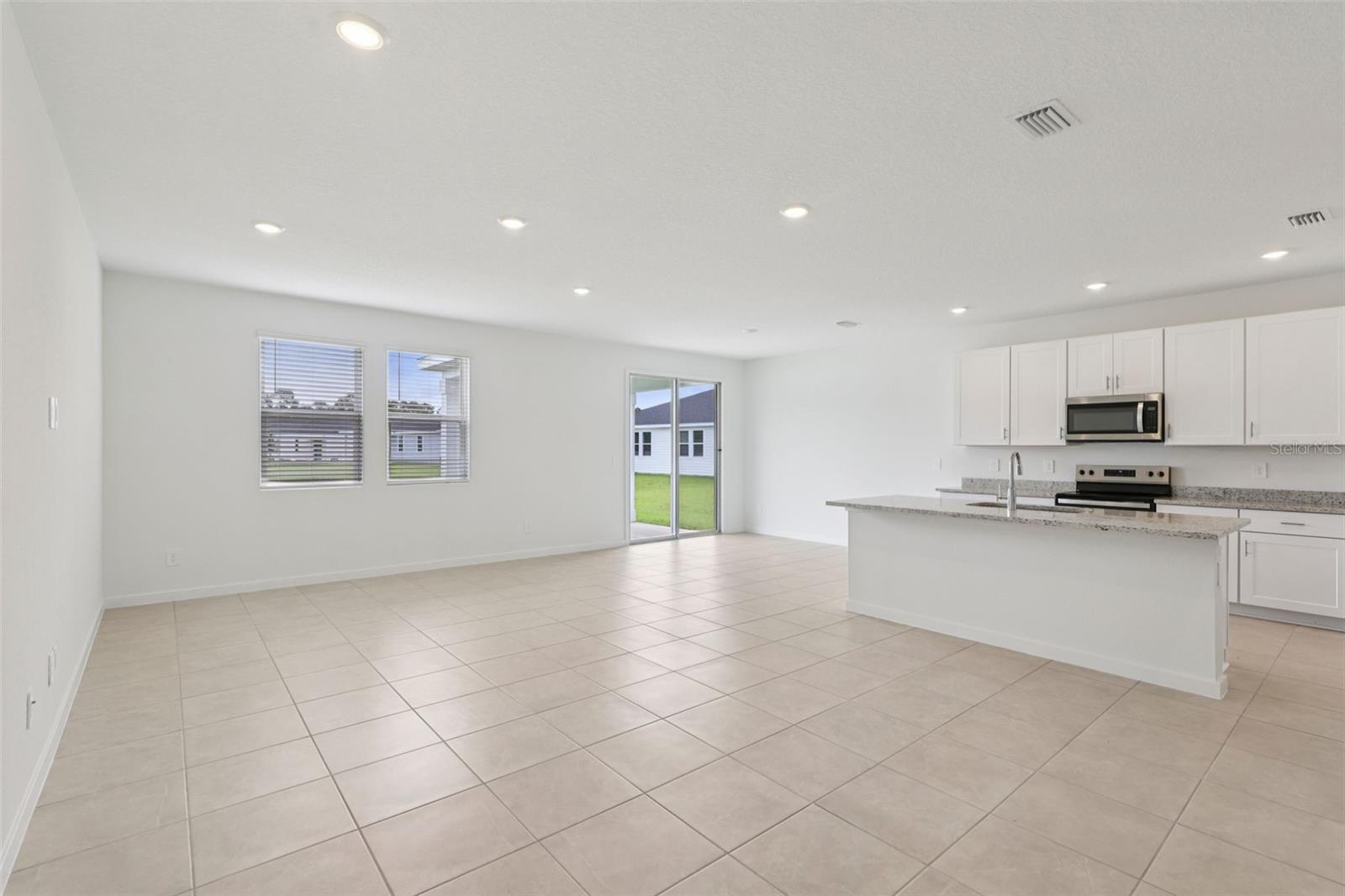 Image 13 of 41 For 6 Wandering Creek Way