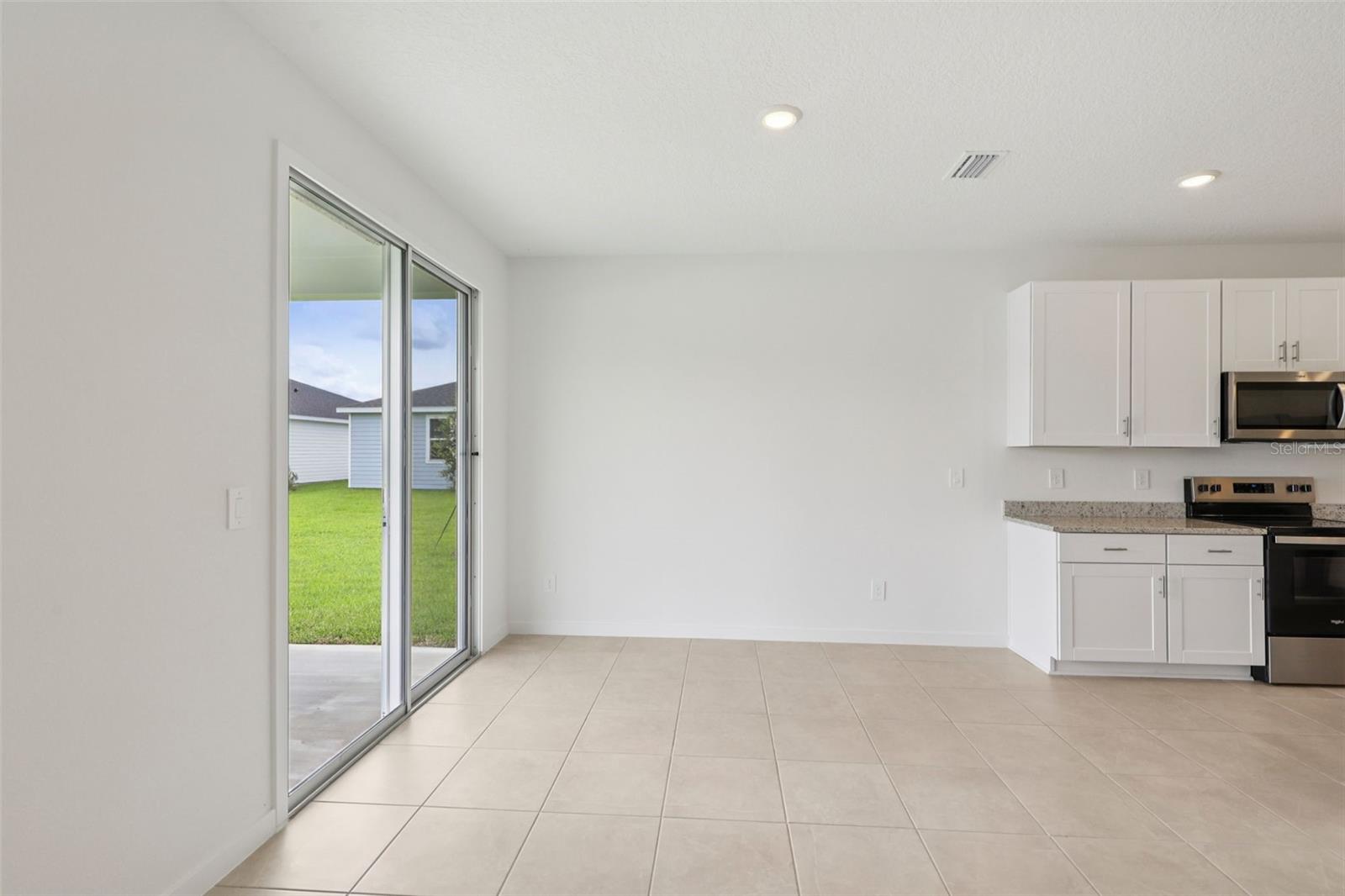 Image 14 of 41 For 6 Wandering Creek Way