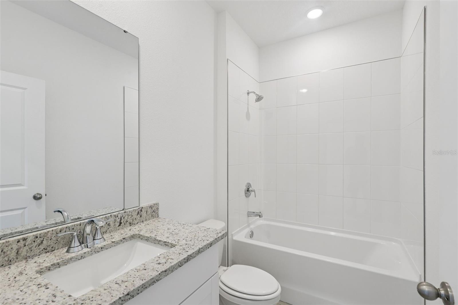 Image 19 of 41 For 6 Wandering Creek Way