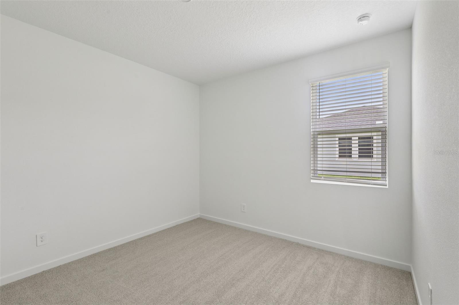 Image 20 of 41 For 6 Wandering Creek Way