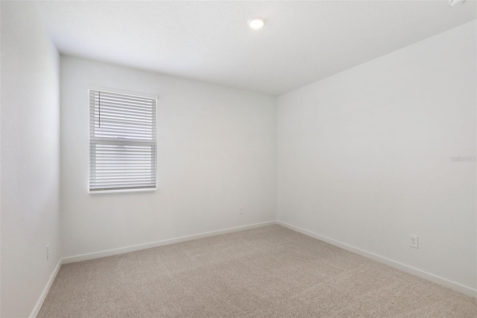 Image 23 of 41 For 6 Wandering Creek Way