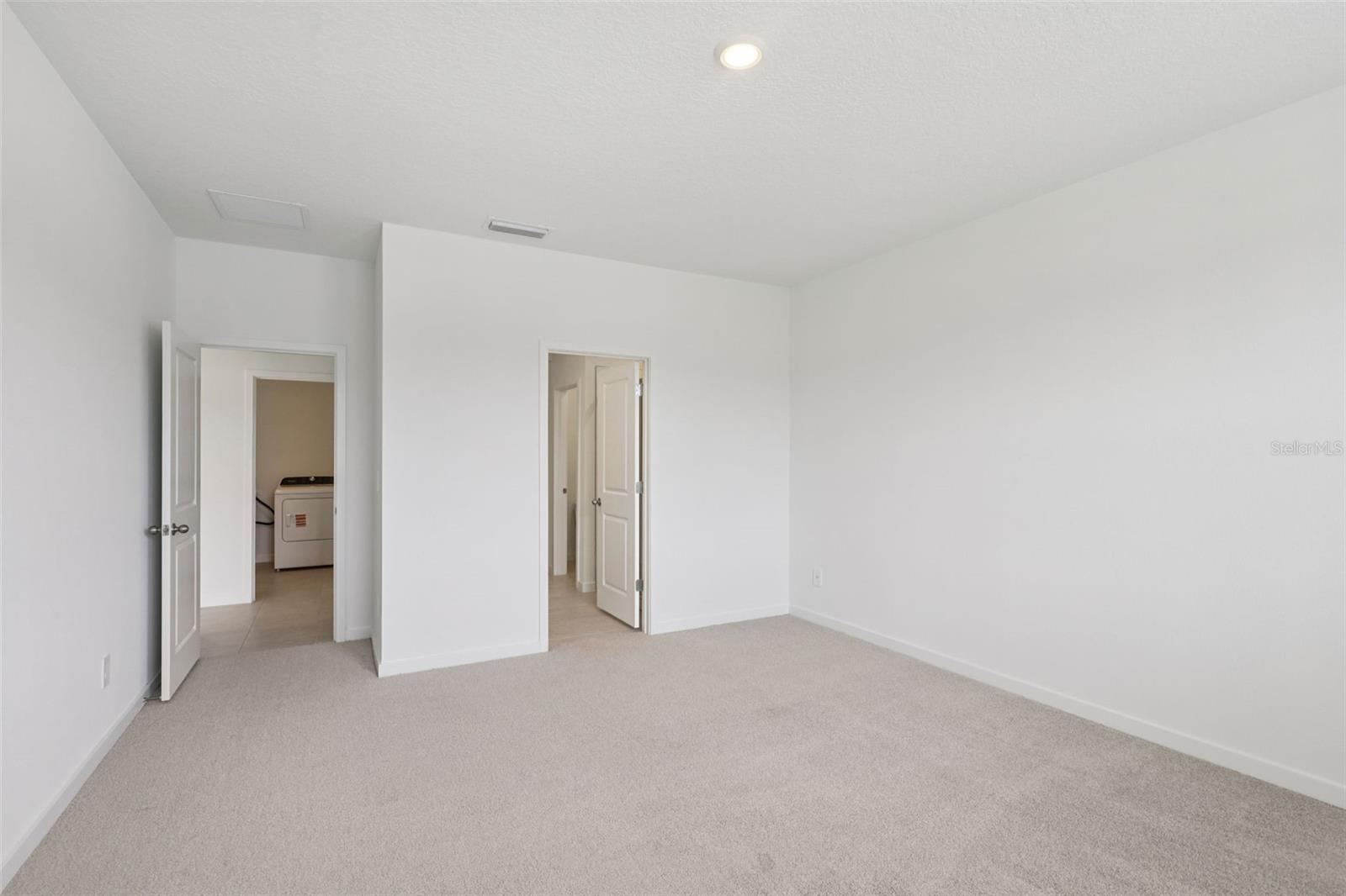 Image 27 of 41 For 6 Wandering Creek Way