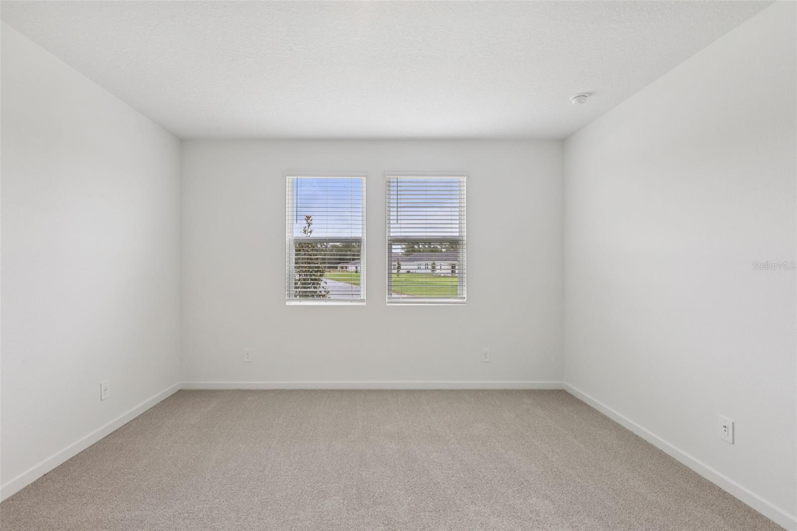 Image 30 of 41 For 6 Wandering Creek Way