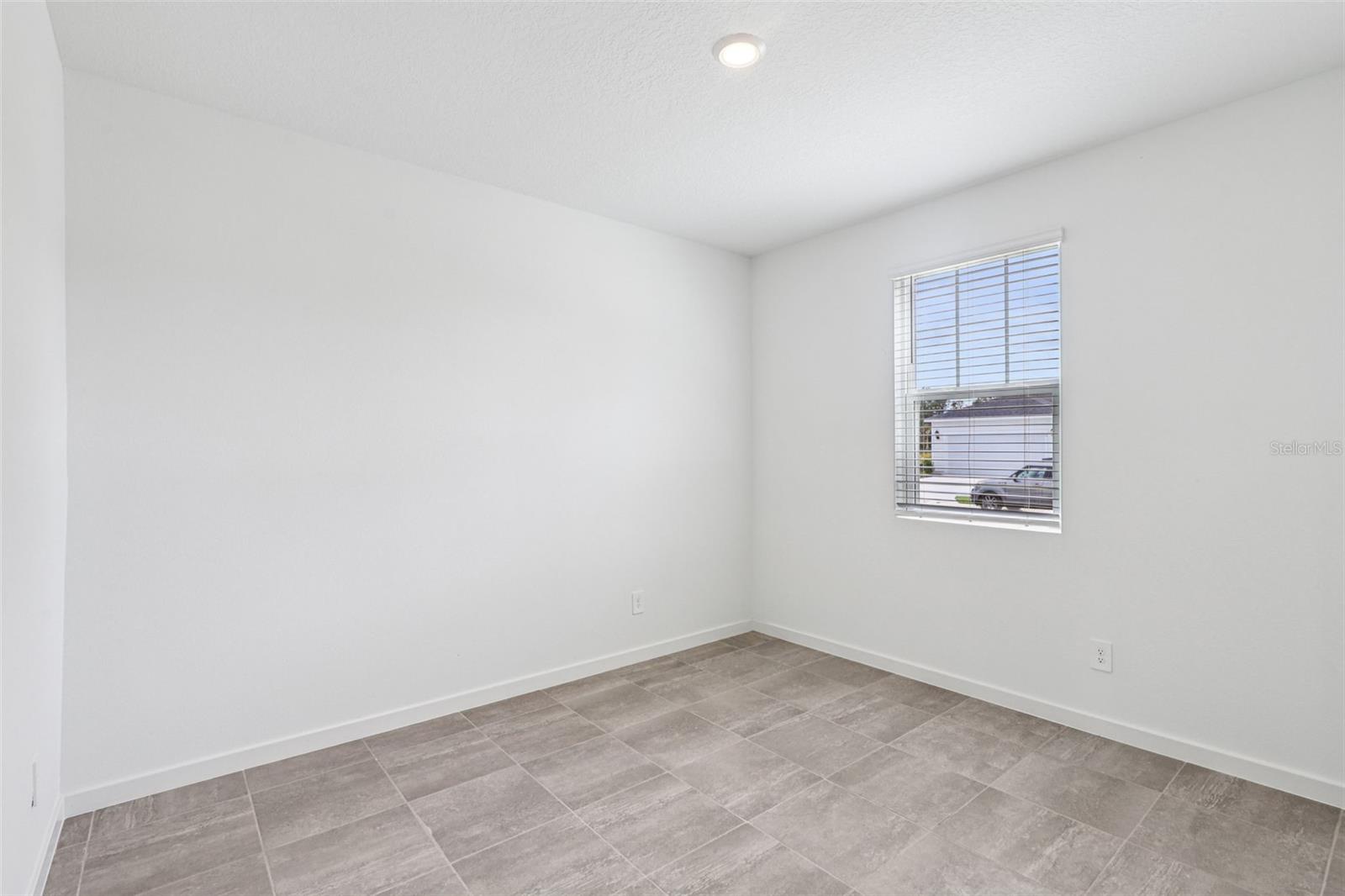 Image 18 of 44 For 8 Wandering Creek Way