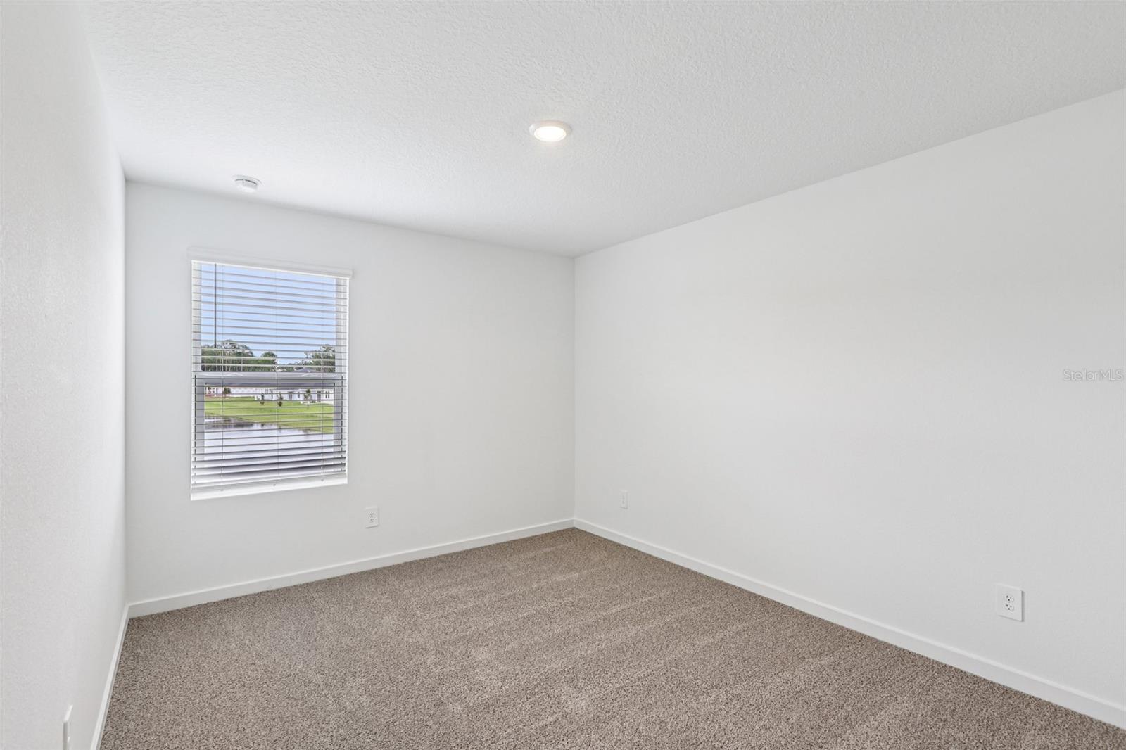 Image 25 of 44 For 8 Wandering Creek Way