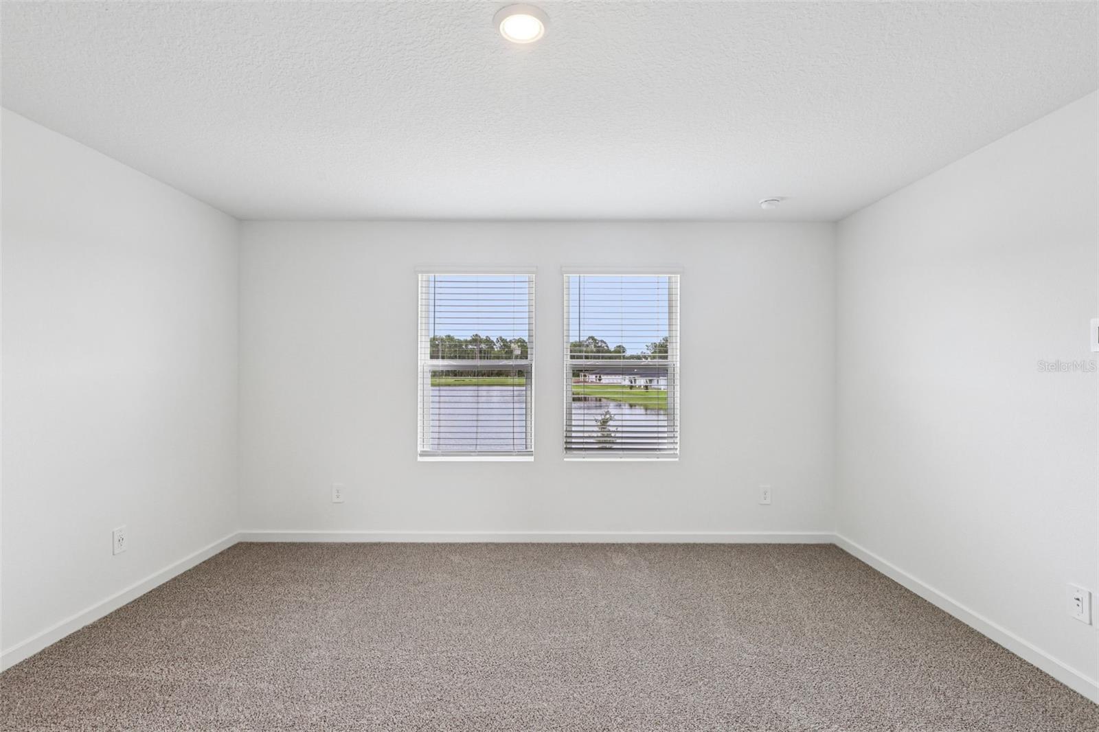 Image 36 of 44 For 8 Wandering Creek Way