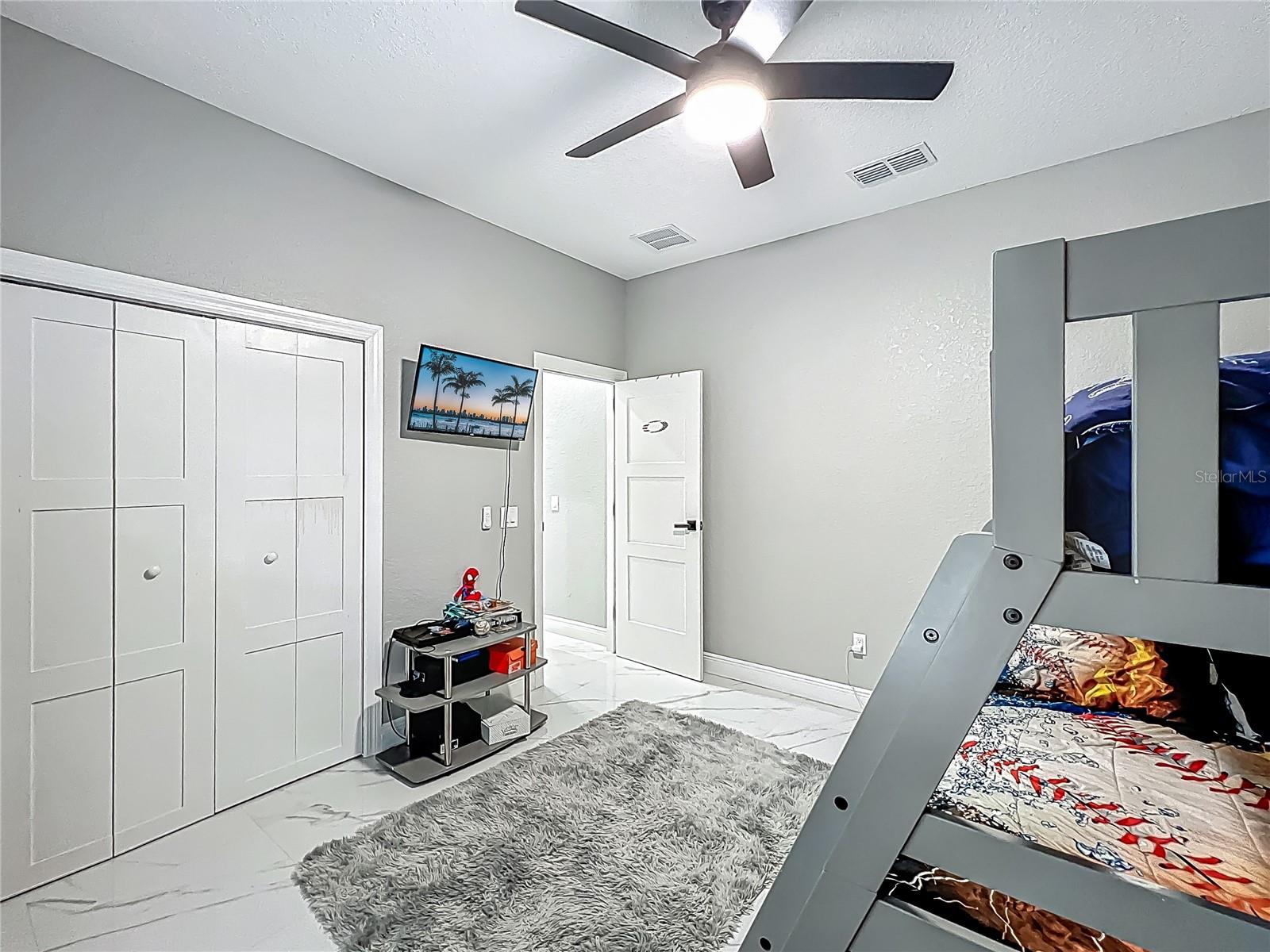 Image 47 of 71 For 704 Forest View Court