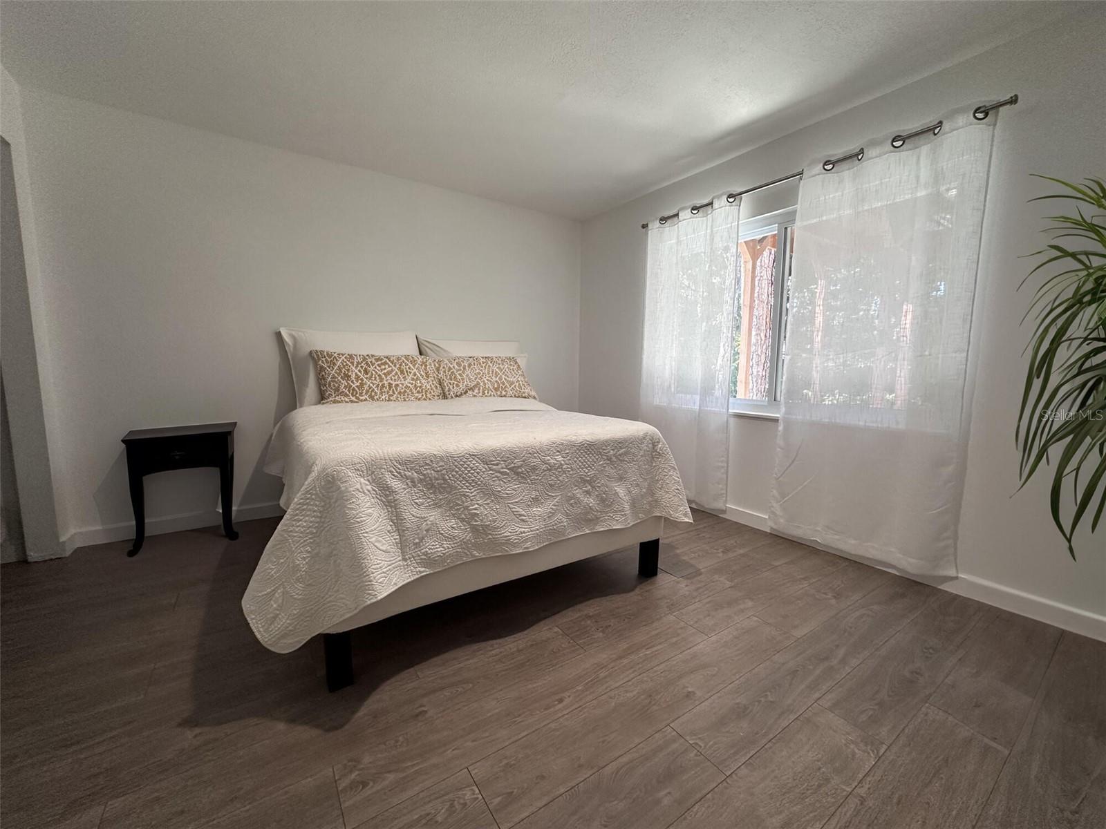Image 19 of 26 For 1300 Pleasant Way S