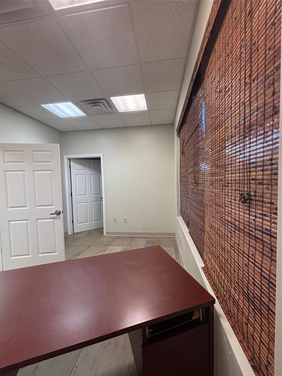 Image 18 of 27 For 11309 Lake Underhill Road 104 & 105