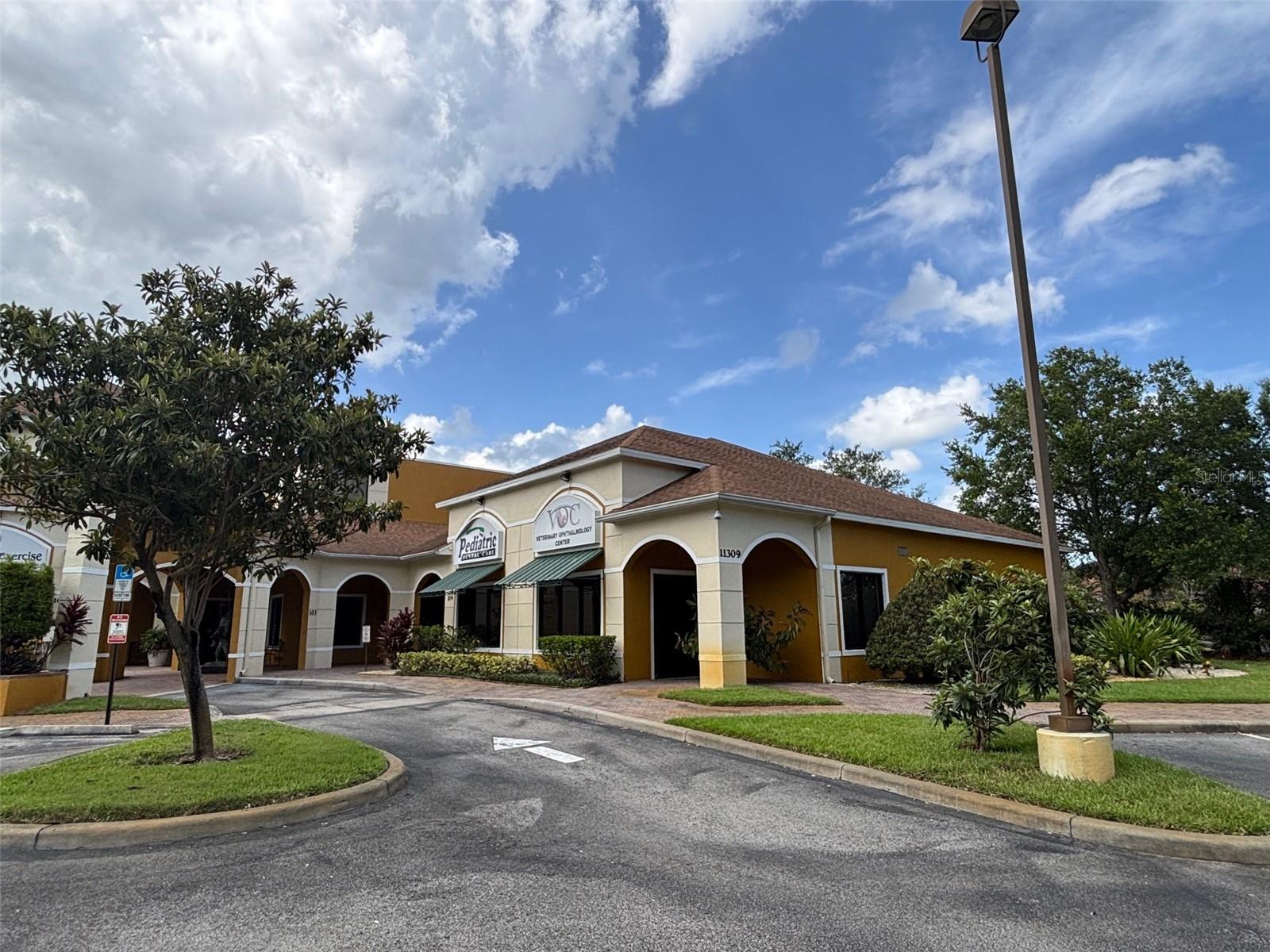 Image 23 of 27 For 11309 Lake Underhill Road 104 & 105