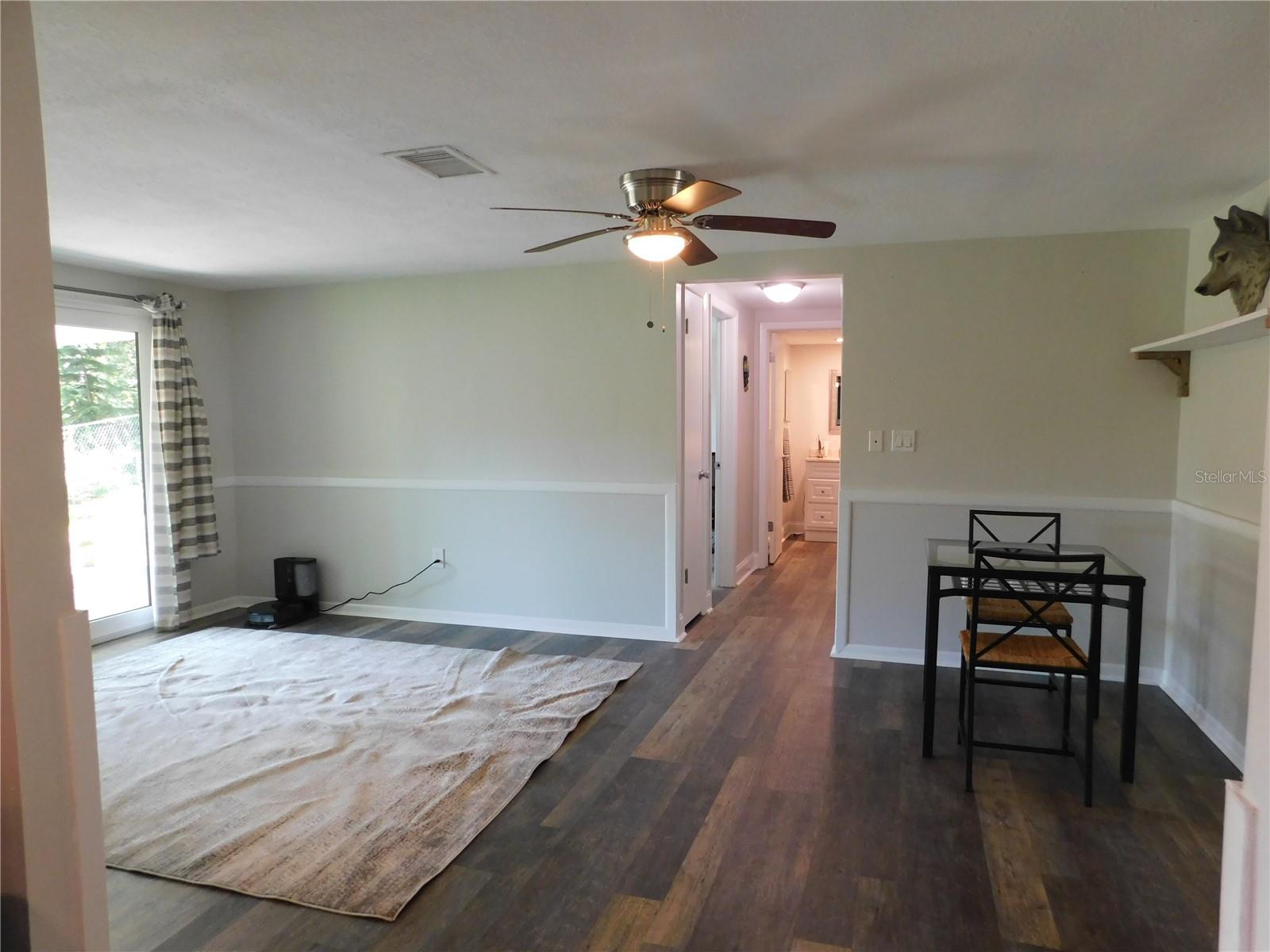 Image 11 of 65 For 8020 Hunters Whip Row