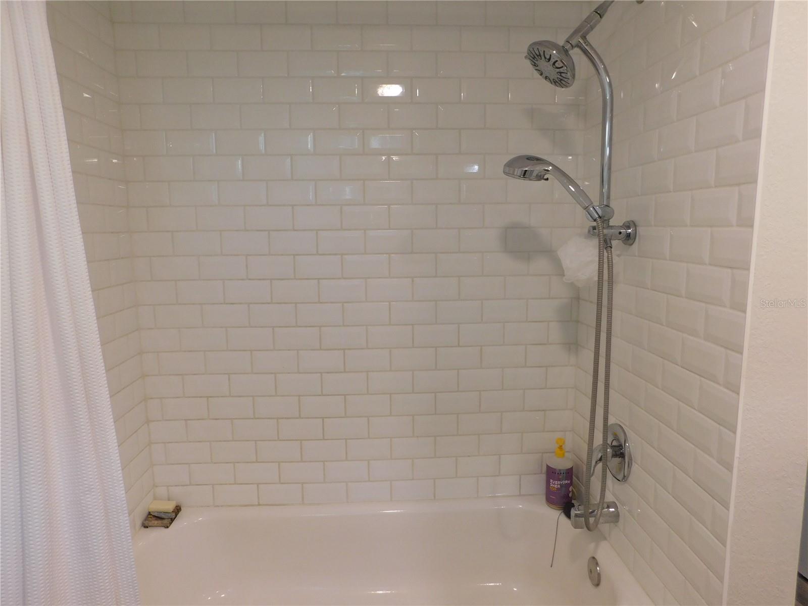 Image 32 of 65 For 8020 Hunters Whip Row