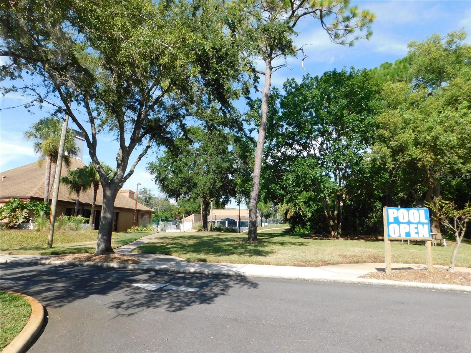 Image 41 of 65 For 8020 Hunters Whip Row