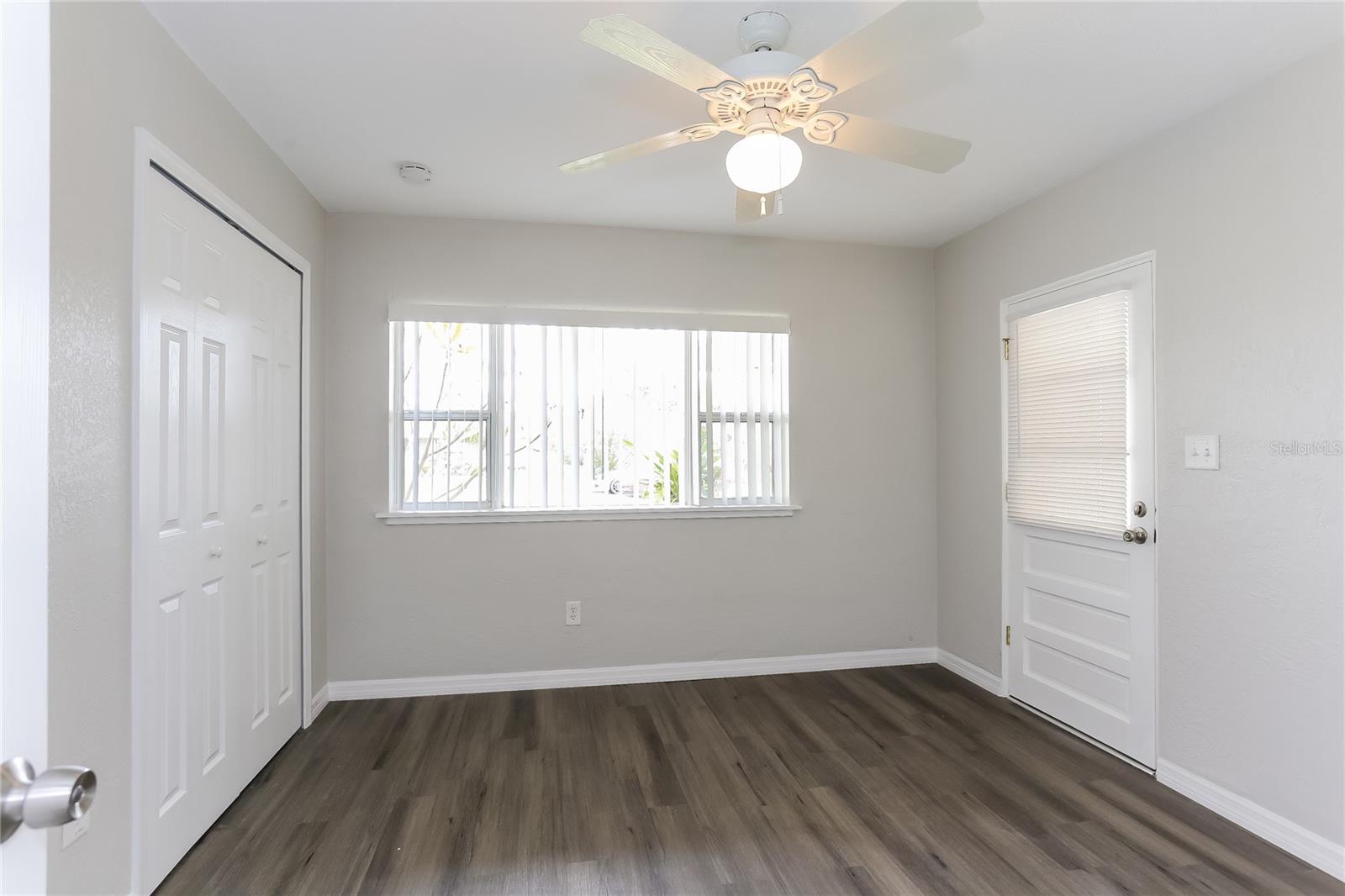 Image 11 of 16 For 420 Flamingo Drive