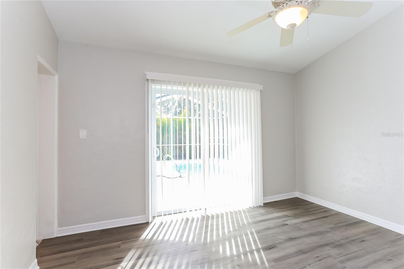 Image 6 of 16 For 420 Flamingo Drive