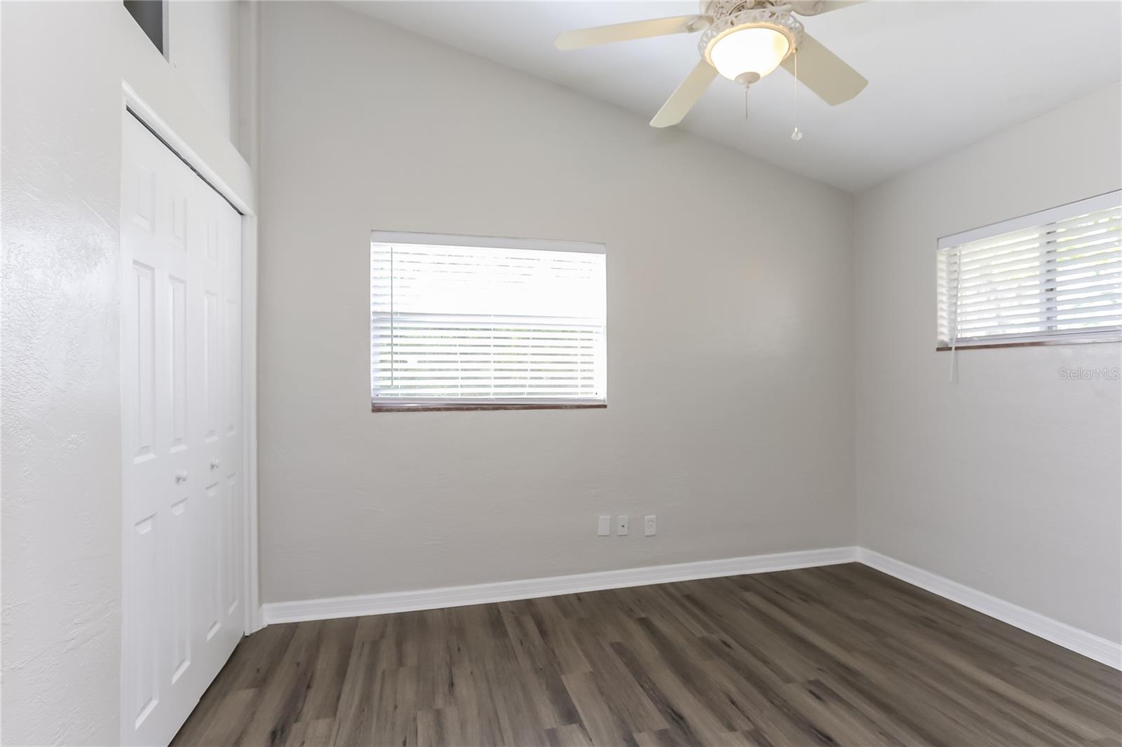 Image 9 of 16 For 420 Flamingo Drive