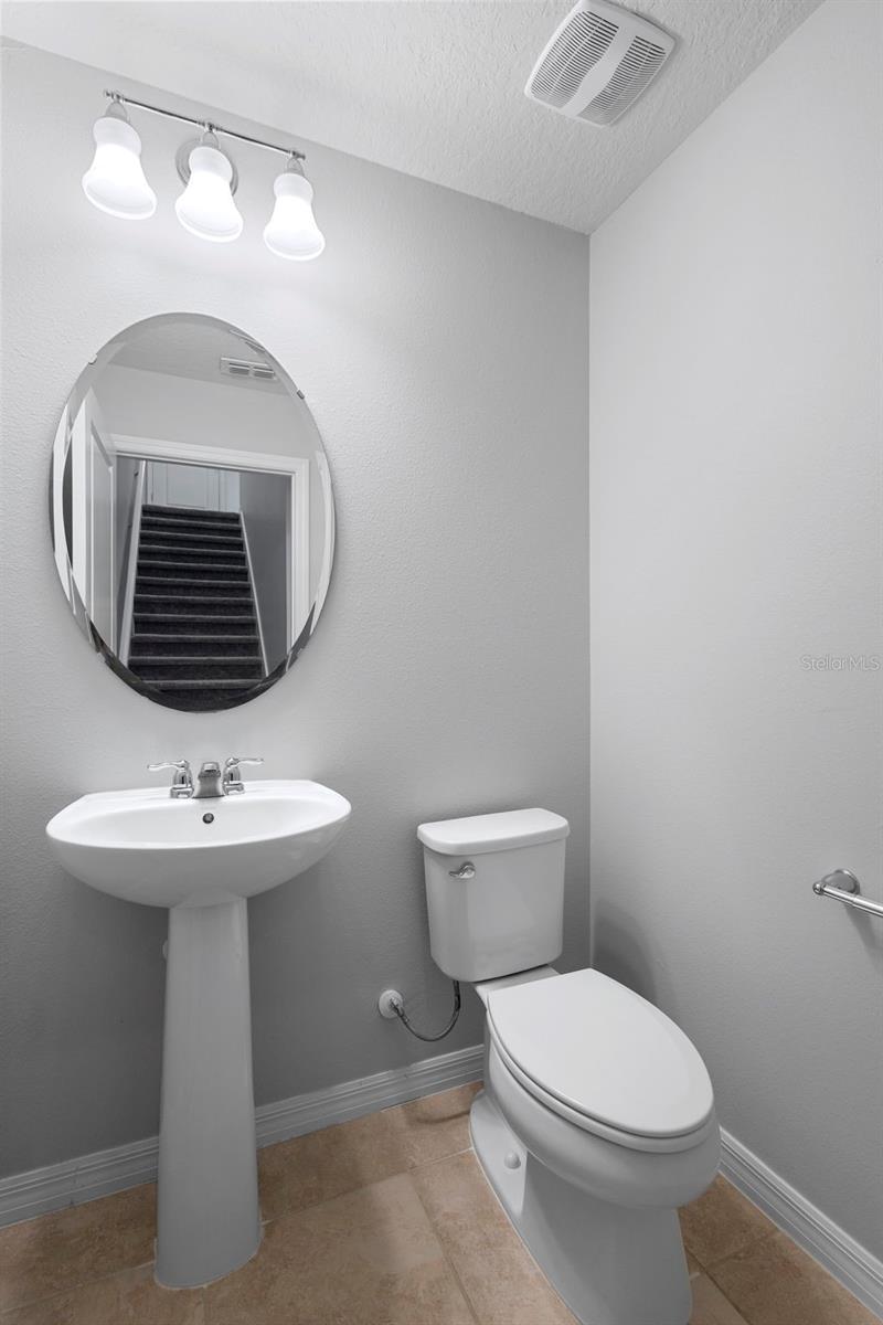 Image 21 of 27 For 5030 Caspian Street