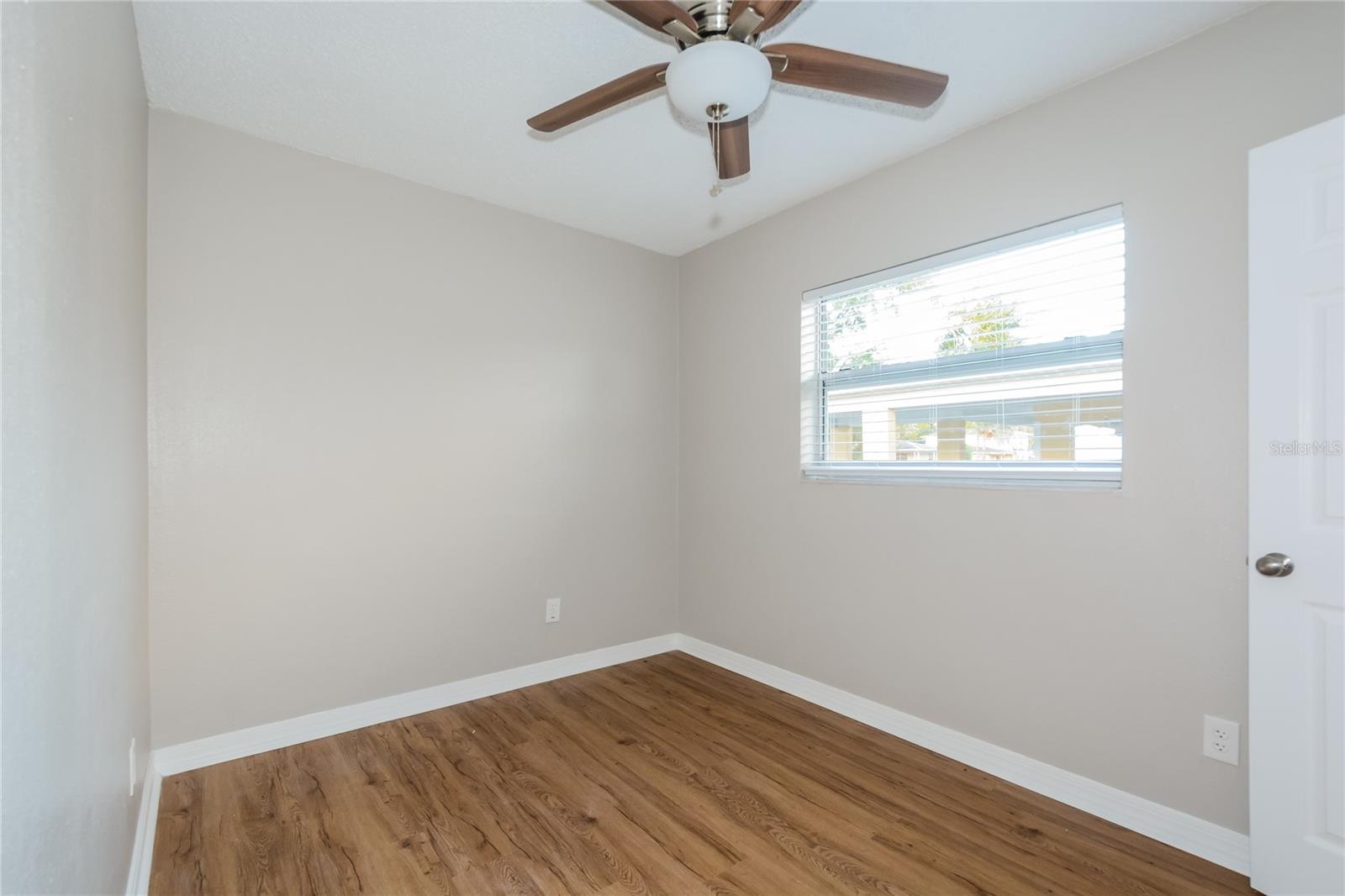 Image 10 of 16 For 2804 Nassau Street