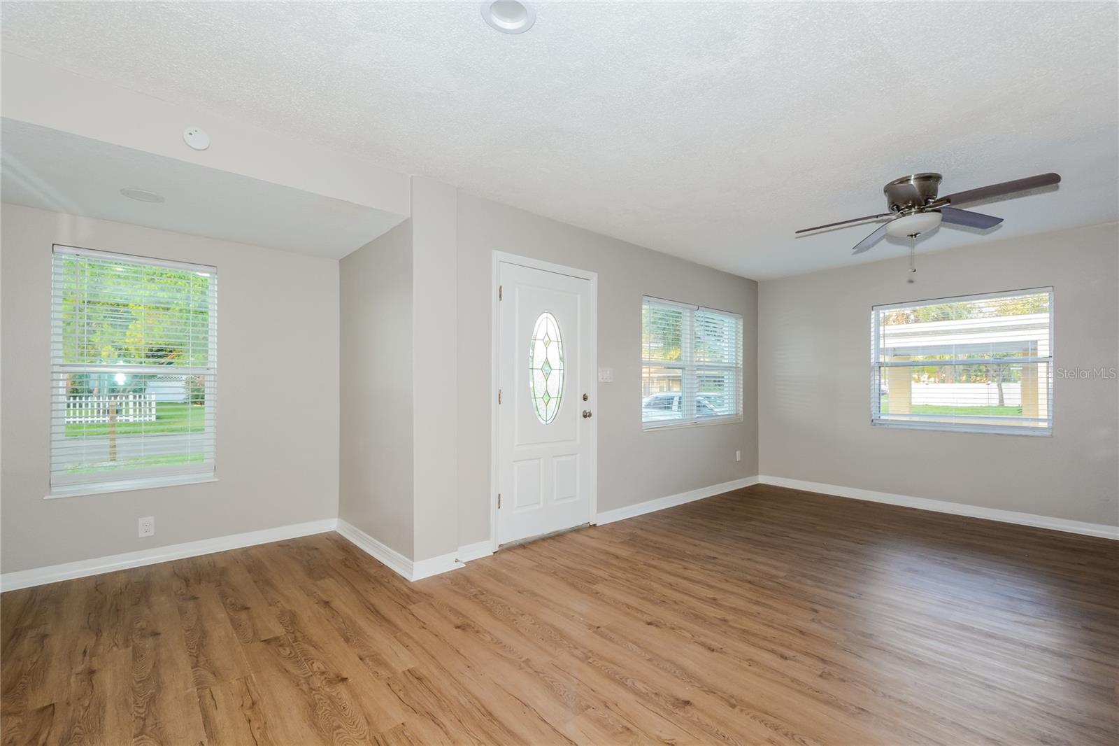 Image 2 of 16 For 2804 Nassau Street