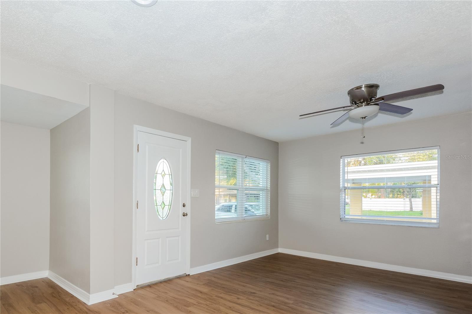 Image 3 of 16 For 2804 Nassau Street