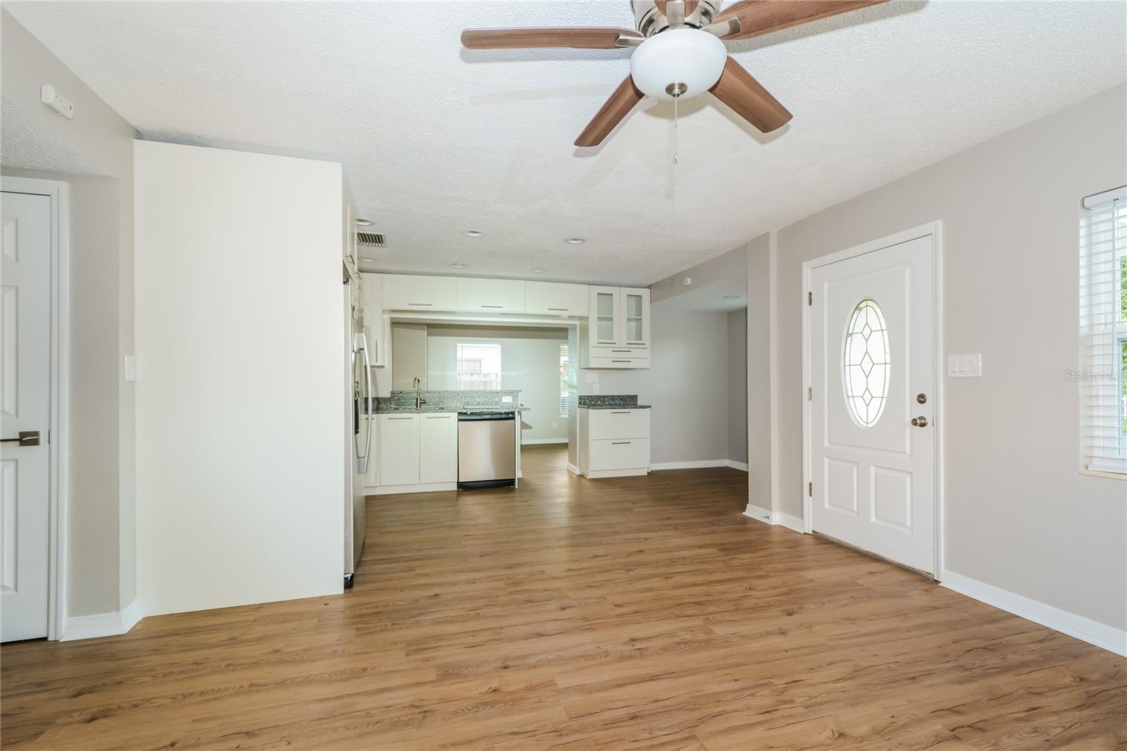 Image 4 of 16 For 2804 Nassau Street
