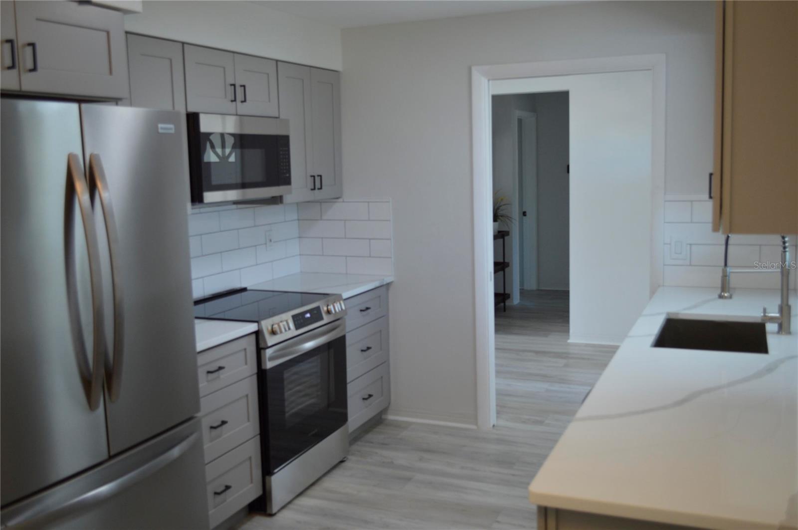 Image 2 of 7 For 9093 108th Street