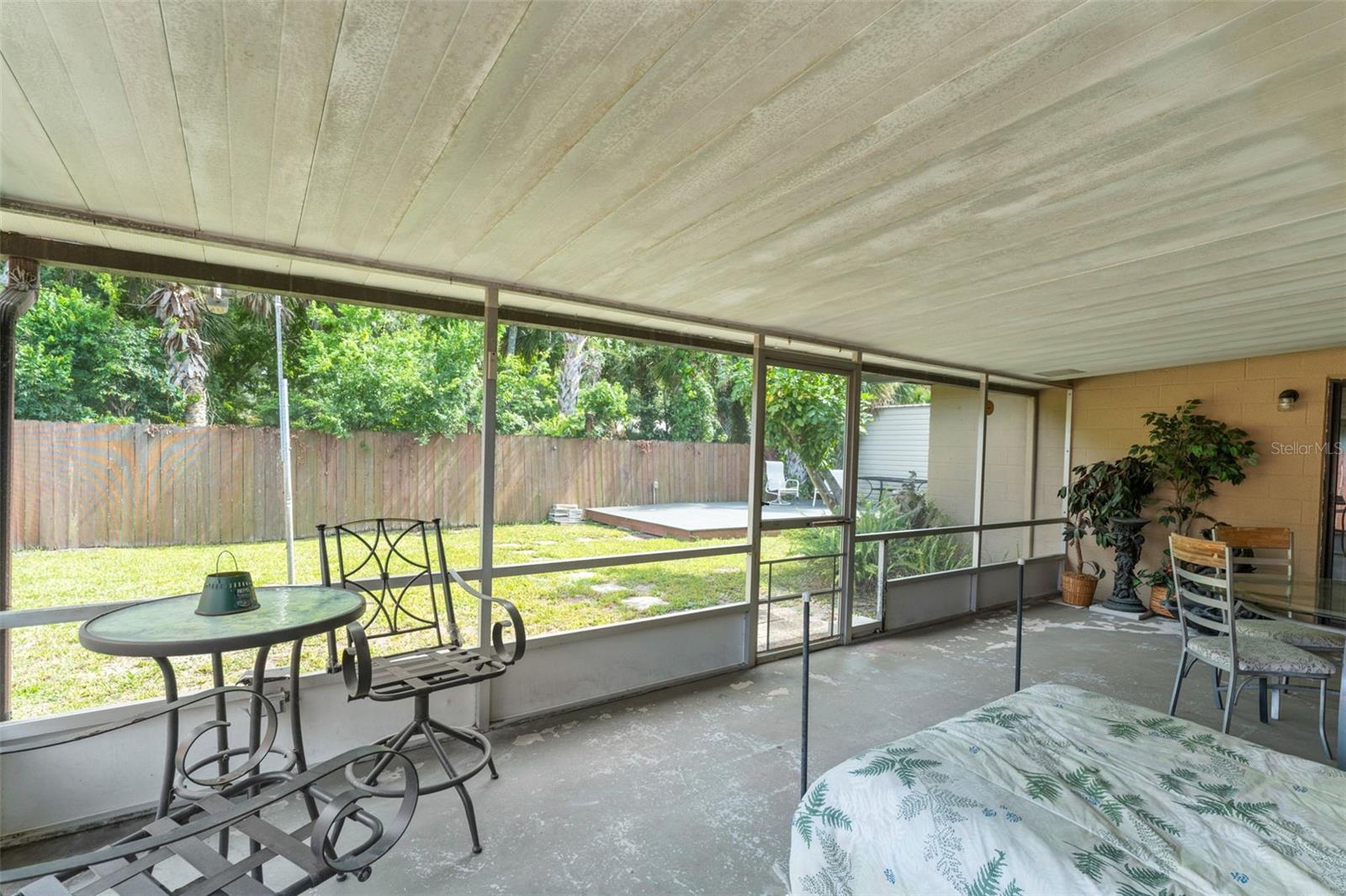 Image 27 of 33 For 2705 Wilmette Avenue