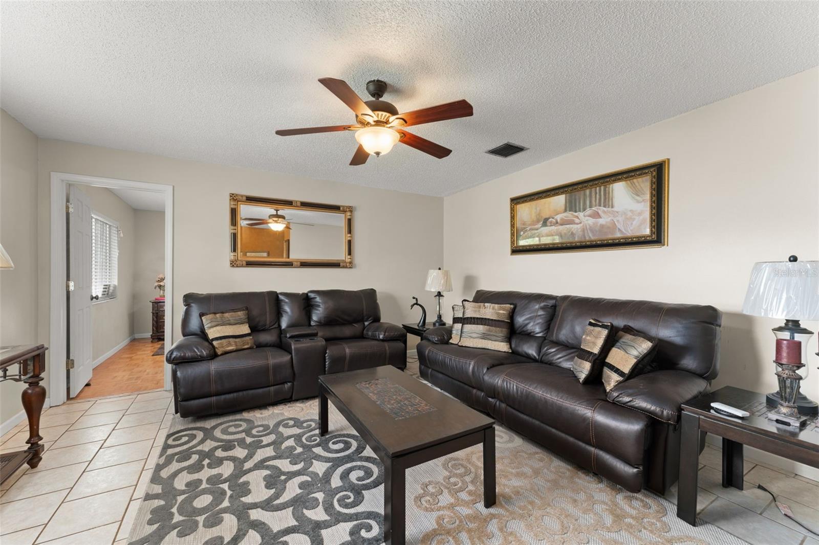 Image 4 of 33 For 2705 Wilmette Avenue