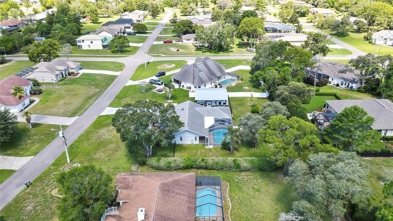 Image 66 of 72 For 13295 Don Loop