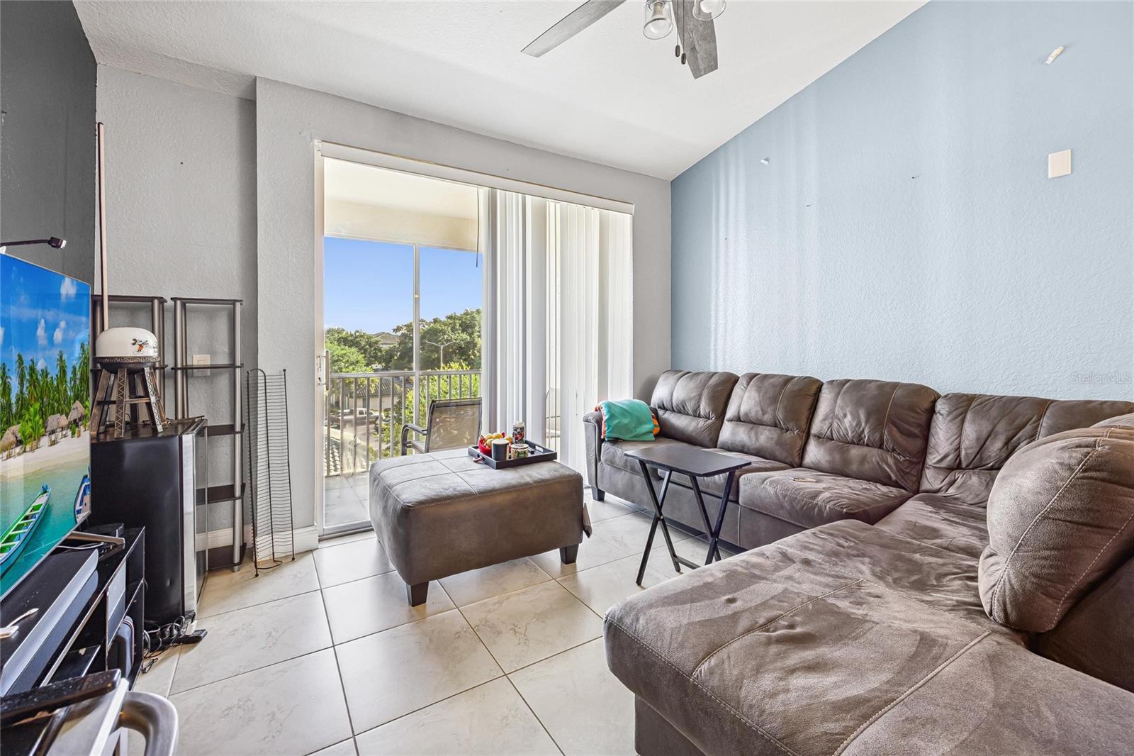 Image 12 of 41 For 8816 Dunes Court 303
