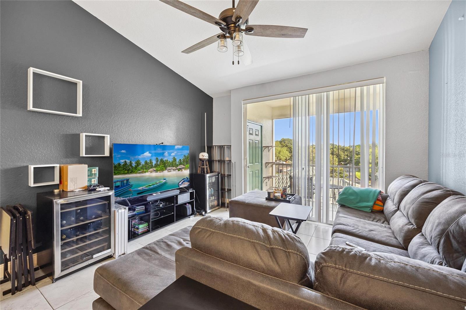 Image 13 of 41 For 8816 Dunes Court 303