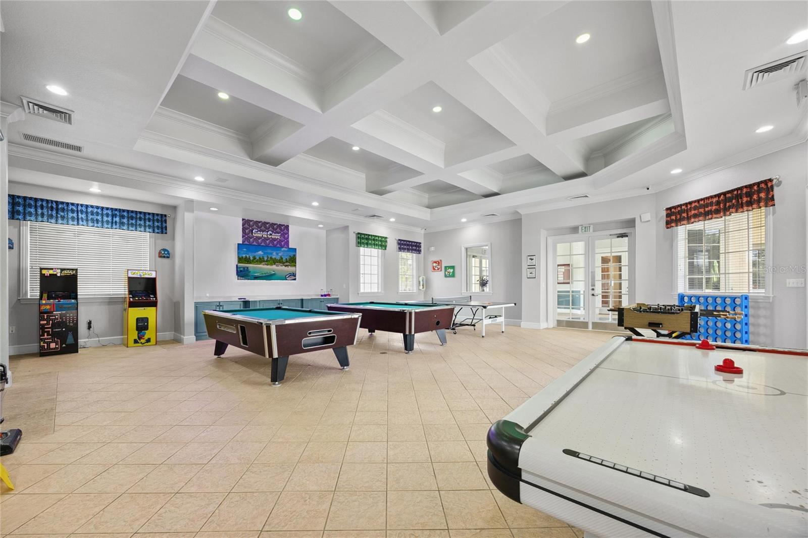 Image 31 of 41 For 8816 Dunes Court 303