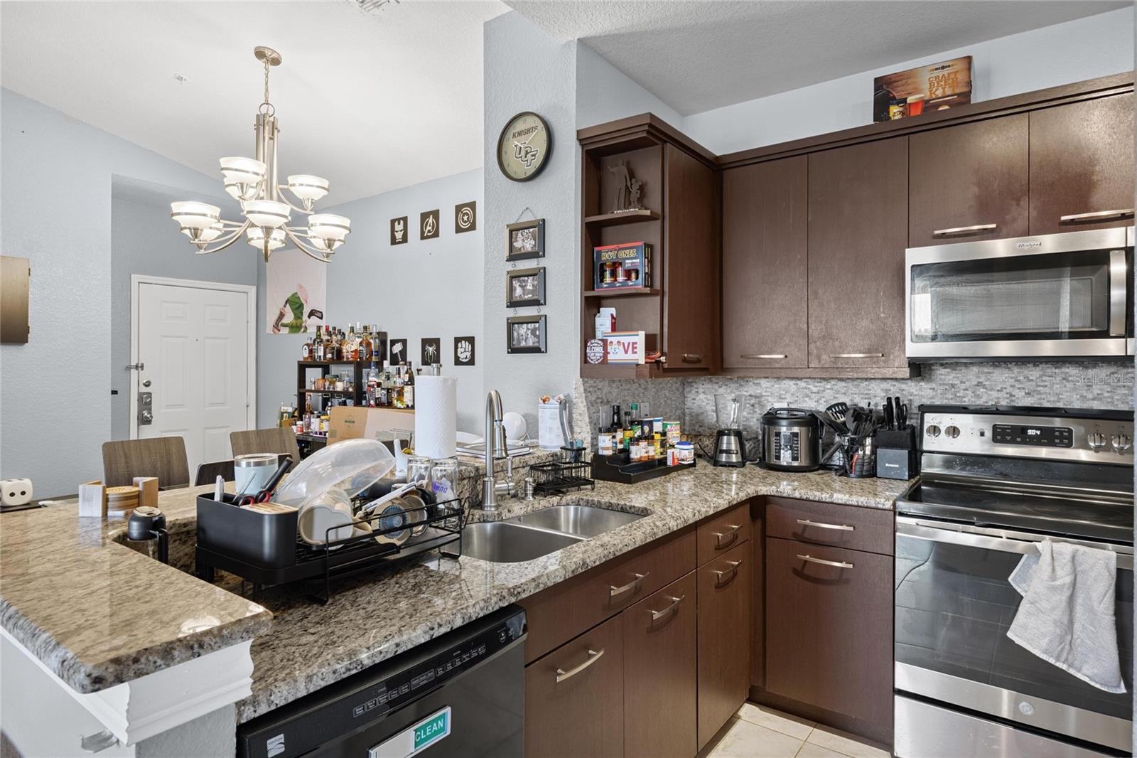 Image 9 of 41 For 8816 Dunes Court 303