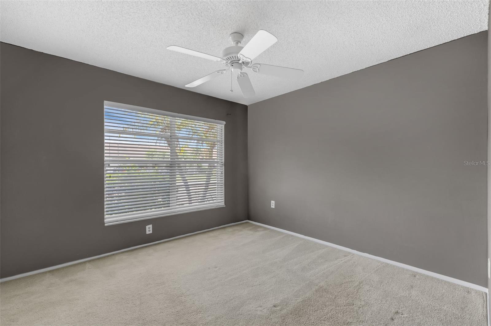 Image 13 of 25 For 1032 Calanda Avenue 1032